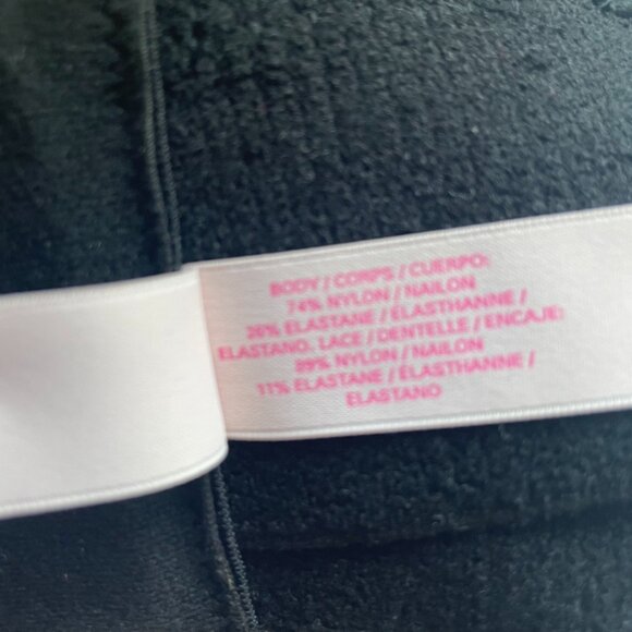 NWOT Victoria's Secret Strapless Black & White polkadot floral lace trim 38DDD - Picture 6 of 15